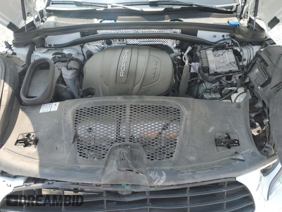 2021 Porsche Macan with VIN WP1AA2A55MLB02694, listed as a Copart auction lot 59378205 with 13,679 mi miles and Salvage title. Bid and sale history available at DreamBid. Image 12.