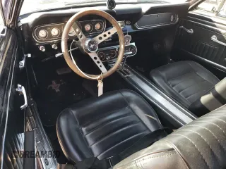 1965 Ford Mustang z VIN 5F07T661135, wystawiony jako Copart lot #44177515 z przebiegiem 2 330 mil mil oraz Szkoda całkowita • Salvage title. Historia ofert i sprzedaży dostępna na DreamBid. Obrazek 8.