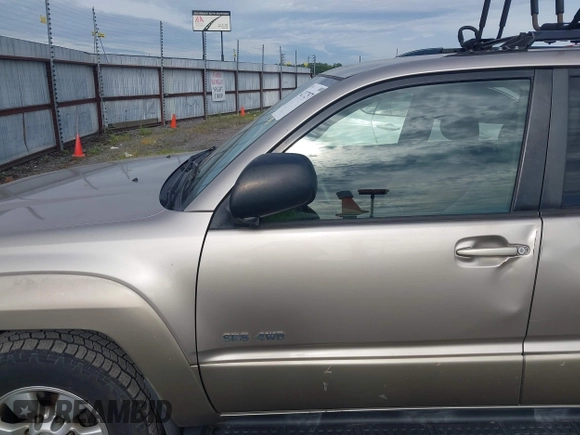 2004 Toyota 4Runner SR5 with VIN JTEBU14R640026969, listed as a IAAI auction lot 42172571 with 359,277 mi miles and . Bid and sale history available at DreamBid. Image 19.