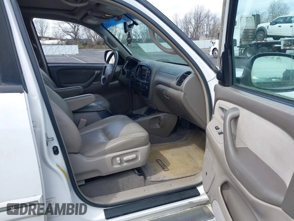 2006 Toyota Sequoia SR5 with VIN 5TDBT44A46S269277, listed as a IAAI auction lot 41838407 with 440,047 mi miles and . Bid and sale history available at DreamBid. Image 5.