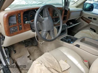 2004 Chevrolet Suburban Z71 with VIN 3GNFK16Z14G225097, listed as a Copart auction lot 55961695 with Not provided miles and Non repairable. Bid and sale history available at DreamBid. Image 8.