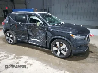 2021 Volvo XC40 Momentum z VIN YV4162UK2M2562967, wystawiony jako Copart lot #85643554 z przebiegiem 25 497 mil mil oraz Szkoda całkowita • Salvage title. Historia ofert i sprzedaży dostępna na DreamBid. Obrazek 4.