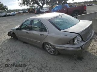 2004 Mercedes-Benz C 320 with VIN WDBRF64J24F545033, listed as a Copart auction lot 87768455 with 217,094 mi miles and Salvage Title. Bid and sale history available at DreamBid. Image 2.