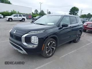 2024 Mitsubishi Outlander SE z VIN JA4J4VA86RZ039124, wystawiony jako IAAI lot #42374808 z przebiegiem 38 484 mil mil oraz . Historia ofert i sprzedaży dostępna na DreamBid. Obrazek 2.