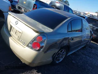 2005 Nissan Altima 2.5 z VIN 1N4AL11D45C237217, wystawiony jako IAAI lot #41582663 z przebiegiem 219 052 mil mil oraz . Historia ofert i sprzedaży dostępna na DreamBid. Obrazek 4.