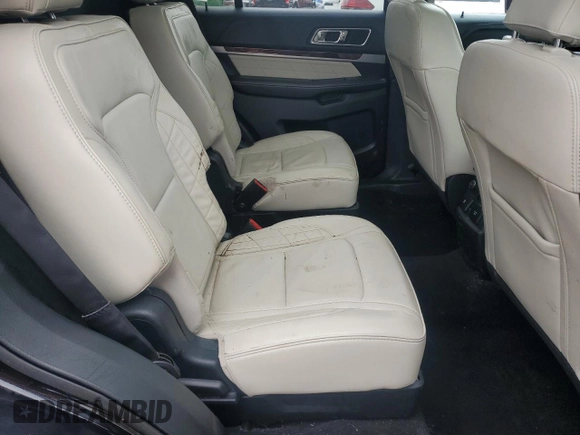 2019 Ford Explorer Platinum с VIN 1FM5K8HT6KGA57340, выставлен на аукционе Copart как лот 57038705 с пробегом 83 225 миль миль и Списание • Salvage title. История ставок и продаж доступна на DreamBid. Изображение 11.