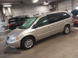 2003 Chrysler Town & Country Limited with VIN 2C8GP64L23R252570, listed as a IAAI auction lot 41940529 with 105,780 mi miles. Bid and sale history available at carsss.com. Image 2.