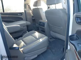 2019 Chevrolet Suburban Premier with VIN 1GNSCJKC0KR293658, listed as a IAAI auction lot 40563834 with 153,619 mi miles. Bid and sale history available at carsss.com. Image 8.