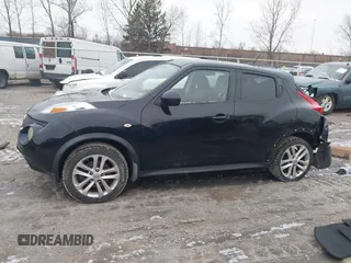 2011 Nissan Juke SL with VIN JN8AF5MV5BT018344, listed as a IAAI auction lot 41214454 with 153,110 mi miles. Bid and sale history available at carsss.com. Image 14.