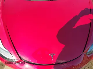 2023 Tesla Model 3 z VIN 5YJ3E1EA8PF463179, wystawiony jako IAAI lot #41738318 z przebiegiem 37 990 mil mil oraz . Historia ofert i sprzedaży dostępna na DreamBid. Obrazek 10.