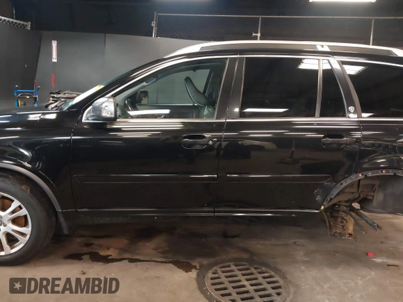 2013 Volvo XC90 Premier Plus with VIN YV4952CZ7D1641089, listed as a IAAI auction lot 41994951 with 163,699 mi miles. Bid and sale history available at carsss.com. Image 15.