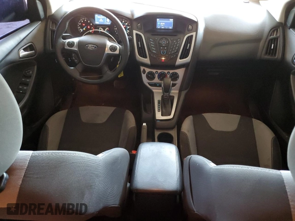 2014 Ford Focus SE z VIN 1FADP3K20EL363391, wystawiony jako Copart lot #52556335 z przebiegiem 111 614 mil mil oraz Tytuł czysty. Historia ofert i sprzedaży dostępna na DreamBid. Obrazek 8.