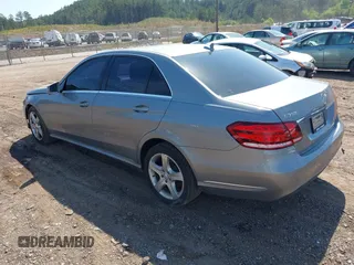 2015 Mercedes-Benz E 350 Sport с VIN WDDHF5KBXFB132330, выставлен на аукционе IAAI как лот 40921689 с пробегом 126 519 миль миль и . История ставок и продаж доступна на DreamBid. Изображение 3.