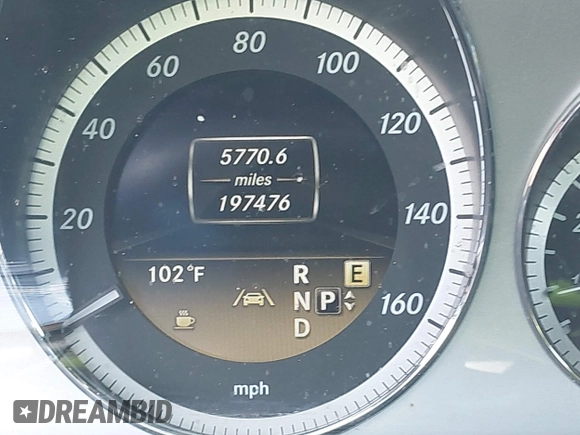 2012 Mercedes-Benz E E 350 Luxury with VIN WDDHF8JB1CA613068, listed as a IAAI auction lot 42119706 with 197,476 mi miles. Bid and sale history available at carsss.com. Image 15.