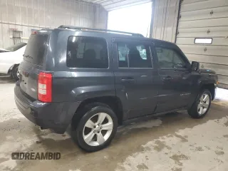 2015 Jeep Patriot Latitude with VIN 1C4NJRFB0FD125811, listed as a Copart auction lot 56658815 with 169,500 mi miles and Clean title. Bid and sale history available at DreamBid. Image 3.