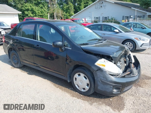 2008 Nissan Versa 1.8 S with VIN 3N1BC11E18L374733, listed as a IAAI auction lot 40022252 with 91,593 mi miles. Bid and sale history available at carsss.com. Image 1.