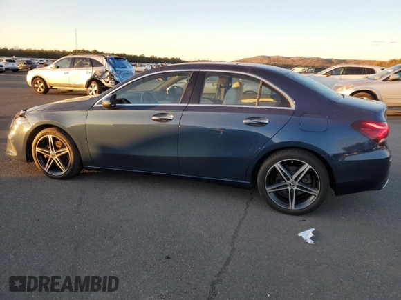 2022 Mercedes-Benz A 220 with VIN W1K3G4FBXNJ366595, listed as a Copart auction lot 41564805 with 33,487 mi miles and Salvage Title. Bid and sale history available at DreamBid. Image 2.