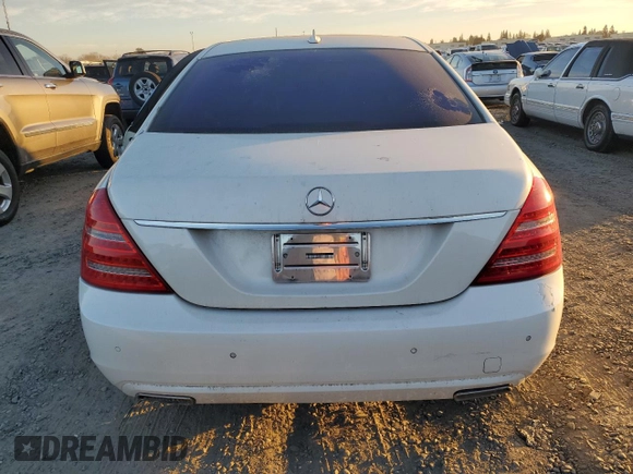 2010 Mercedes-Benz S 400 with VIN WDDNG9FB5AA309320, listed as a Copart auction lot 88786215 with 114,921 mi miles and Clean Title. Bid and sale history available at DreamBid. Image 6.