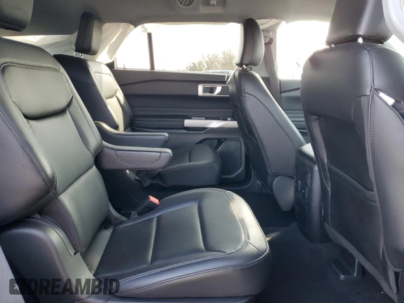 2024 Ford Explorer XLT with VIN 1FMSK7DH0RGA34287, listed as a Copart auction lot 46893315 with 7,131 mi miles and Salvage Title. Bid and sale history available at carsss.com. Image 12.