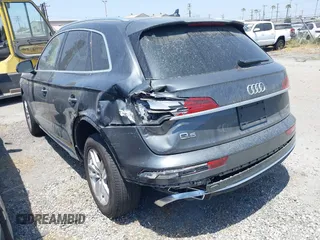 2022 Audi Q5 S line Premium z VIN WA1GAAFY3N2088773, wystawiony jako IAAI lot #41969990 z przebiegiem 22 922 mil mil oraz . Historia ofert i sprzedaży dostępna na DreamBid. Obrazek 3.