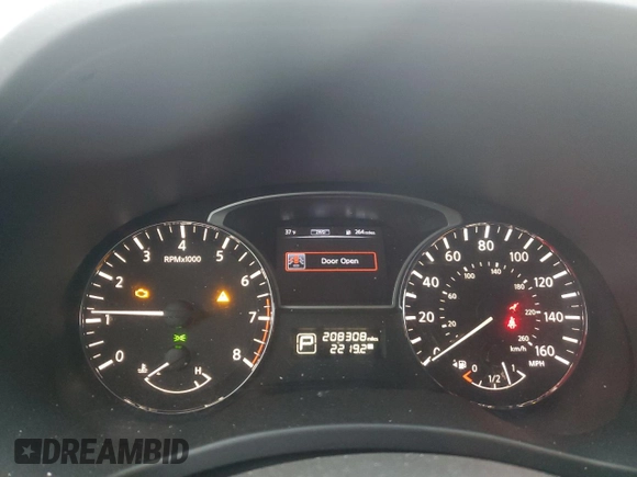 2015 Nissan Pathfinder SV with VIN 5N1AR2MM5FC623751, listed as a Copart auction lot 81736614 with 208,308 mi miles and Salvage title. Bid and sale history available at DreamBid. Image 9.