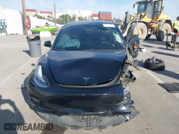 2019 Tesla Model 3 Mid Range with VIN 5YJ3E1EA0KF399082, listed as a IAAI auction lot 41697100 with 138,998 mi miles and . Bid and sale history available at carsss.com. Image 12.