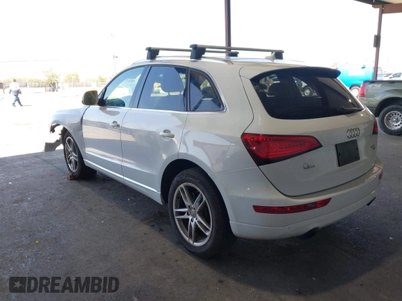 2014 Audi Q5 Premium Plus with VIN WA1LFAFP2EA044907, listed as a IAAI auction lot 42615182 with 103,749 mi miles and . Bid and sale history available at DreamBid. Image 3.