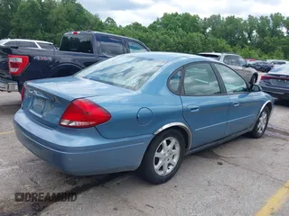 2007 Ford Taurus SEL with VIN 1FAFP56U47A178470, listed as a IAAI auction lot 42286192 with 111,553 mi miles and . Bid and sale history available at DreamBid. Image 4.