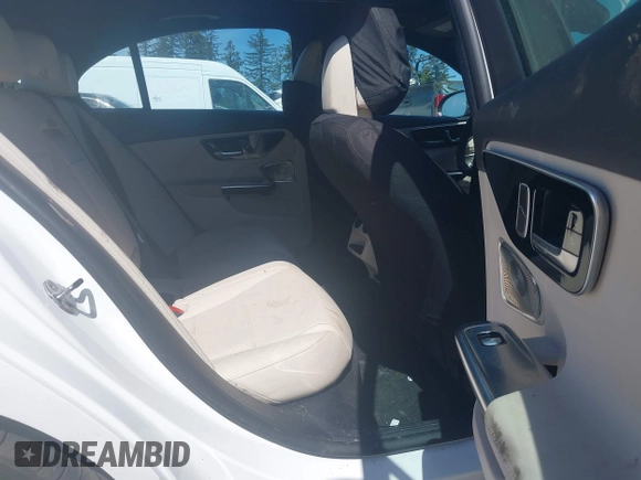 2023 Mercedes-Benz C 300 с VIN W1KAF4HB3PR138949, выставлен на аукционе IAAI как лот 42066845 с пробегом 33 433 миль миль и . История ставок и продаж доступна на DreamBid. Изображение 8.