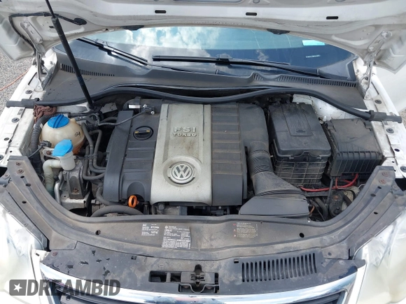 2008 Volkswagen Eos Lux z VIN WVWFA71F88V018635, wystawiony jako IAAI lot #42220306 z przebiegiem 155 448 mil mil oraz . Historia ofert i sprzedaży dostępna na DreamBid. Obrazek 10.