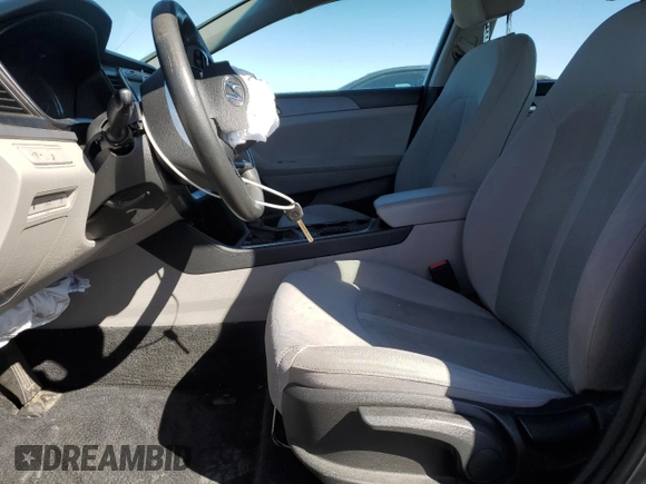 2019 Hyundai Sonata SE with VIN 5NPE24AF8KH779065, listed as a Copart auction lot 48403255 with 91,139 mi miles and Clean Title. Bid and sale history available at DreamBid. Image 7.