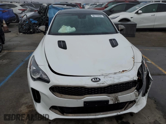 2020 Kia Stinger GT-Line with VIN KNAE15LA8L6083745, listed as a Copart auction lot 86172654 with 24,135 mi miles and Salvage Title. Bid and sale history available at carsss.com. Image 5.