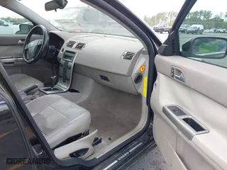 2004 Volvo S40 with VIN YV1MS682342025810, listed as a IAAI auction lot 41940443 with 146,057 mi miles. Bid and sale history available at carsss.com. Image 5.