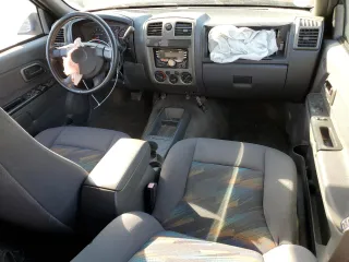 2005 Chevrolet Colorado 1SE LS Z71 with VIN 1GCDS136458219568, listed as a Copart auction lot 52512265 with 151,593 mi miles and Salvage title. Bid and sale history available at DreamBid. Image 8.