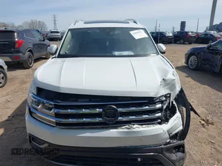 2019 Volkswagen Atlas SEL Premium with VIN 1V2NR2CA4KC612472, listed as a IAAI auction lot 42095556 with 98,397 mi miles and . Bid and sale history available at DreamBid. Image 12.