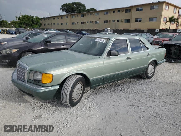 1989 Mercedes-Benz 300 with VIN WDBCA24D0KA457759, listed as a Copart auction lot 47920625 with 174,332 mi miles and Salvage Title. Bid and sale history available at DreamBid. Image 1.