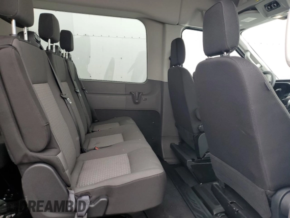 2025 Ford Transit Passenger XL z VIN 1FBAX9CGXSKA05361, wystawiony jako Copart lot #57855205 z przebiegiem 3 117 mil mil oraz Czysty tytuł • Clean title. Historia ofert i sprzedaży dostępna na DreamBid. Obrazek 11.