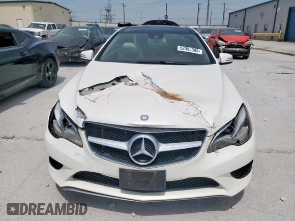 2014 Mercedes-Benz E 350 z VIN WDDKJ5KB9EF248551, wystawiony jako Copart lot #52093305 z przebiegiem 164 110 mil mil oraz Szkoda całkowita • Salvage title. Historia ofert i sprzedaży dostępna na DreamBid. Obrazek 5.