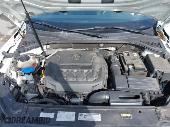 2018 Volkswagen Passat SE z VIN 1VWBA7A33JC031098, wystawiony jako IAAI lot #41915976 z przebiegiem 147 454 mil mil oraz . Historia ofert i sprzedaży dostępna na DreamBid. Obrazek 10.