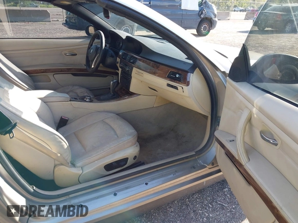 2008 BMW 3 Series 328i with VIN WBAWL13508PX17075, listed as a IAAI auction lot 42580087 with 138,080 mi miles and . Bid and sale history available at DreamBid. Image 5.
