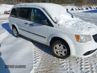 2014 Ram Cargo Van Tradesman with VIN 2C4JRGAG7ER101533, listed as a IAAI auction lot 41547249 with 132,529 mi miles. Bid and sale history available at carsss.com. Image 14.