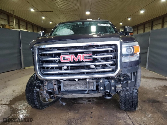 2015 GMC Sierra 2500HD SLT with VIN 1GT12ZE83FF605749, listed as a Copart auction lot 86319134 with 347,759 mi miles and Salvage Title. Bid and sale history available at carsss.com. Image 5.
