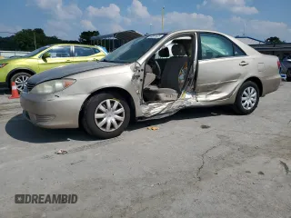 2005 Toyota Camry LE with VIN 4T1BE30K15U589827, listed as a Copart auction lot 59381625 with 114,749 mi miles and Clean title. Bid and sale history available at DreamBid. Image 1.