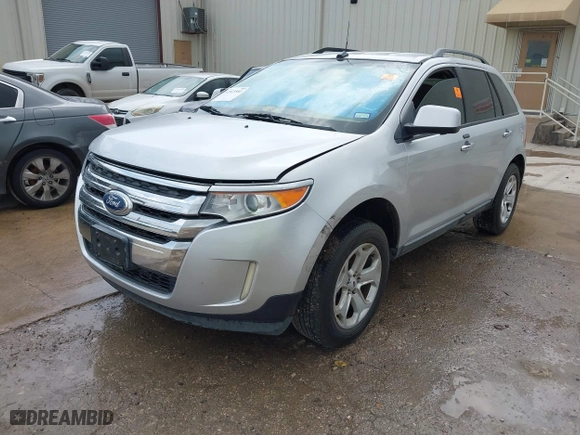 2011 Ford Edge SEL with VIN 2FMDK3JC5BBA25785, listed as a IAAI auction lot 42023501 with 192,844 mi miles. Bid and sale history available at carsss.com. Image 2.