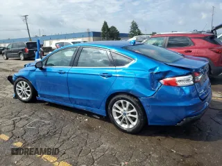 2020 Ford Fusion SE with VIN 3FA6P0HDXLR107953, listed as a Copart auction lot 59684305 with 55,043 mi miles and Non repairable. Bid and sale history available at DreamBid. Image 2.