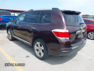 2011 Toyota Highlander Limited with VIN 5TDYK3EH3BS035953, listed as a IAAI auction lot 42388693 with 236,073 mi miles and . Bid and sale history available at DreamBid. Image 3.