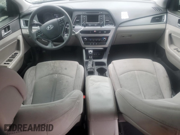2015 Hyundai Sonata SE z VIN 5NPE24AF4FH010861, wystawiony jako Copart lot #55821735 z przebiegiem 207 202 mil mil oraz Czysty tytuł • Clean title. Historia ofert i sprzedaży dostępna na DreamBid. Obrazek 8.