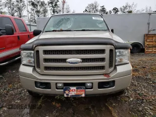 2005 Ford Excursion Limited z VIN 1FMNU43S05ED46778, wystawiony jako Copart lot #79294304 z przebiegiem 178 533 mil mil oraz Szkoda całkowita • Salvage title. Historia ofert i sprzedaży dostępna na DreamBid. Obrazek 5.