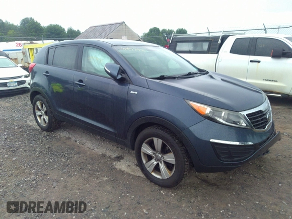 2013 Kia Sportage LX z VIN KNDPBCA20D7380903, wystawiony jako IAAI lot #42577970 z przebiegiem 112 689 mil mil oraz . Historia ofert i sprzedaży dostępna na DreamBid. Obrazek 1.