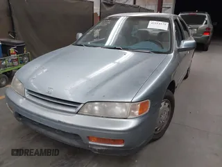 1994 Honda Accord LX с VIN JHMCD5639RC078738, выставлен на аукционе IAAI как лот 42314174 с пробегом 132 172 миль миль и . История ставок и продаж доступна на DreamBid. Изображение 6.